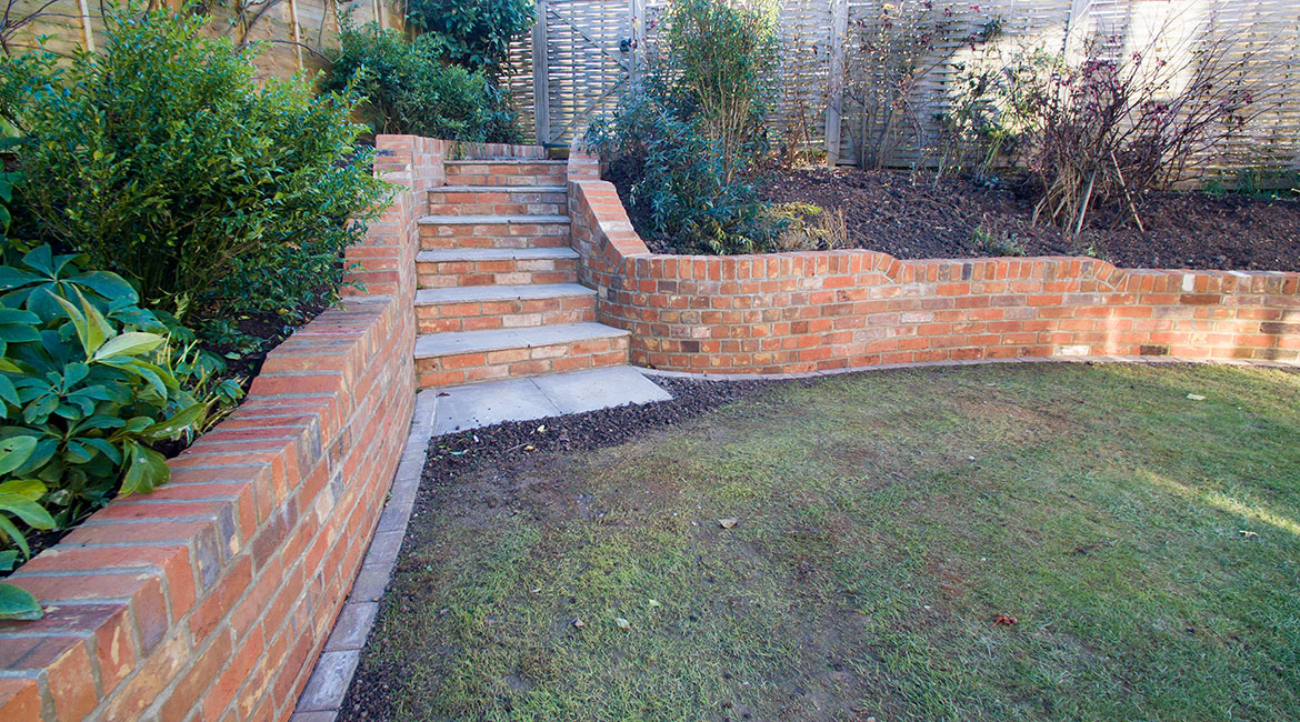 Garden Walls - Overton 2016